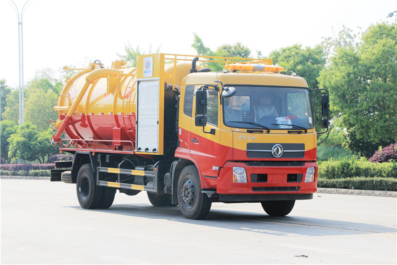 國(guó)六東風天錦帶副發(fā)15方吸污車